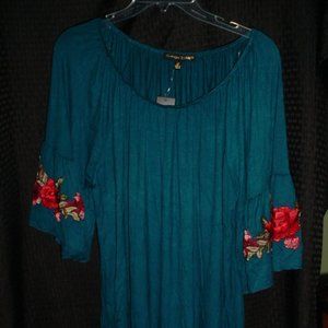 ALWAYS INDIGO NWT Embroidered Roses Blouse 2x